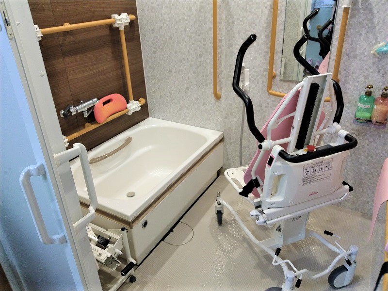 和田東いちごデイサービスセンター-浴室